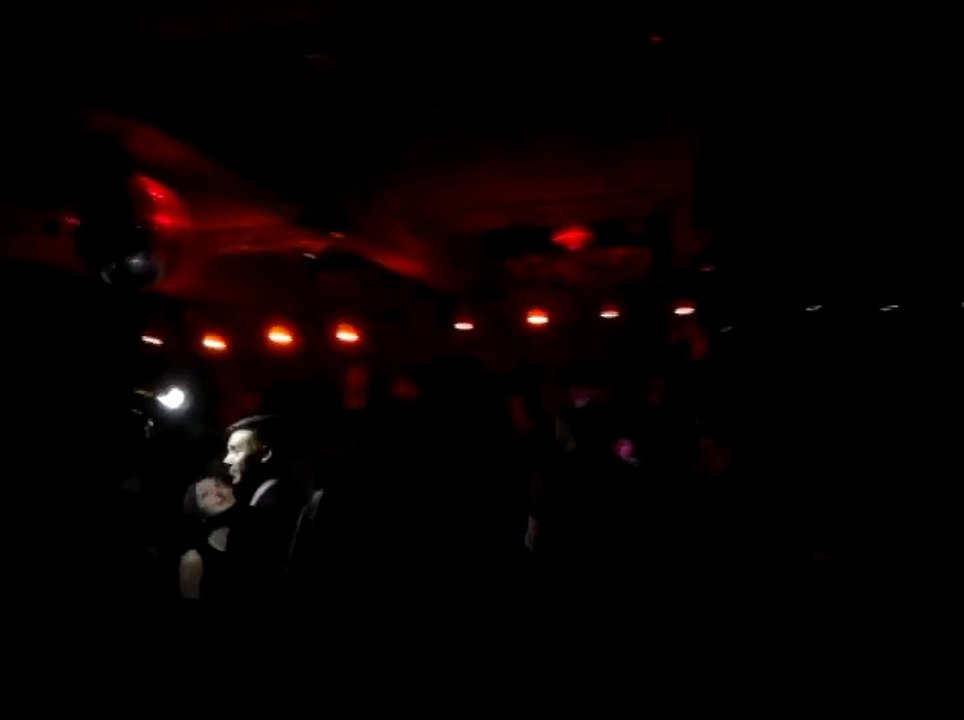 Sony Xperia E1 Low Light Camera Test