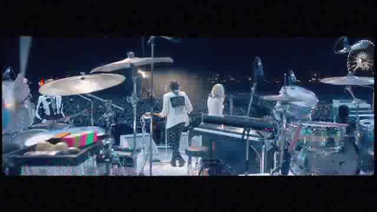 Arcade Fire - We Exist