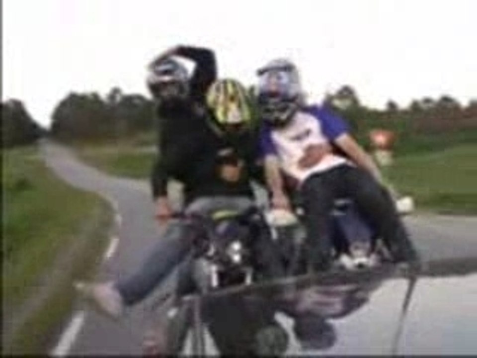 Régis Fait De La Moto En Remorque