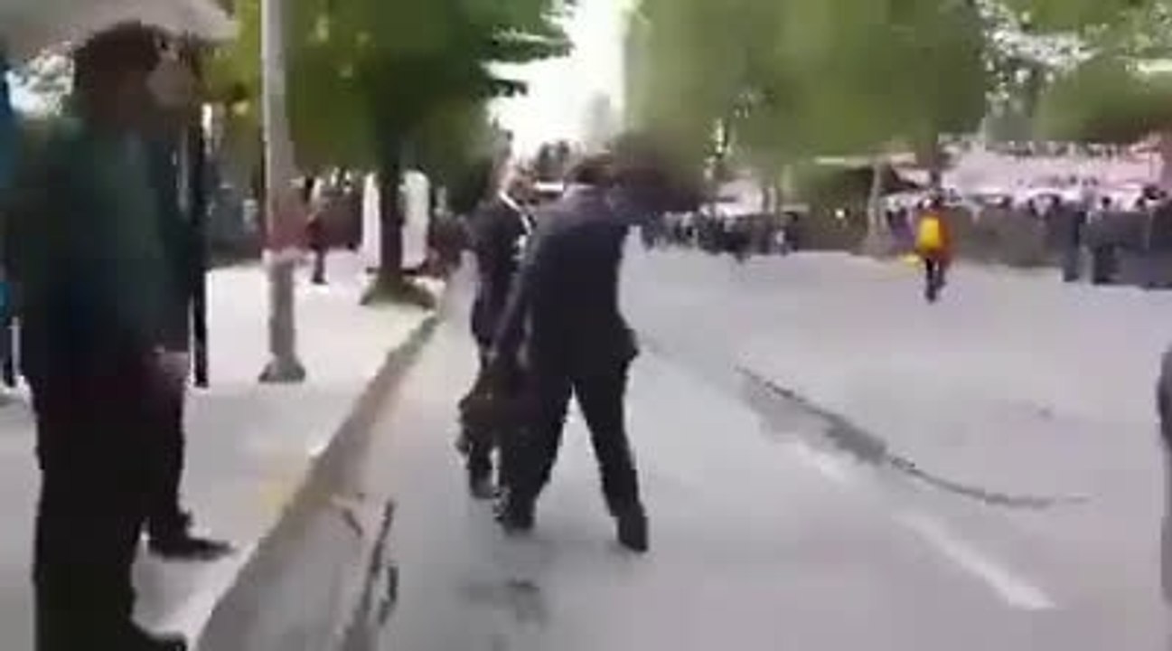 Gürsel Tekinden Şok Tepki