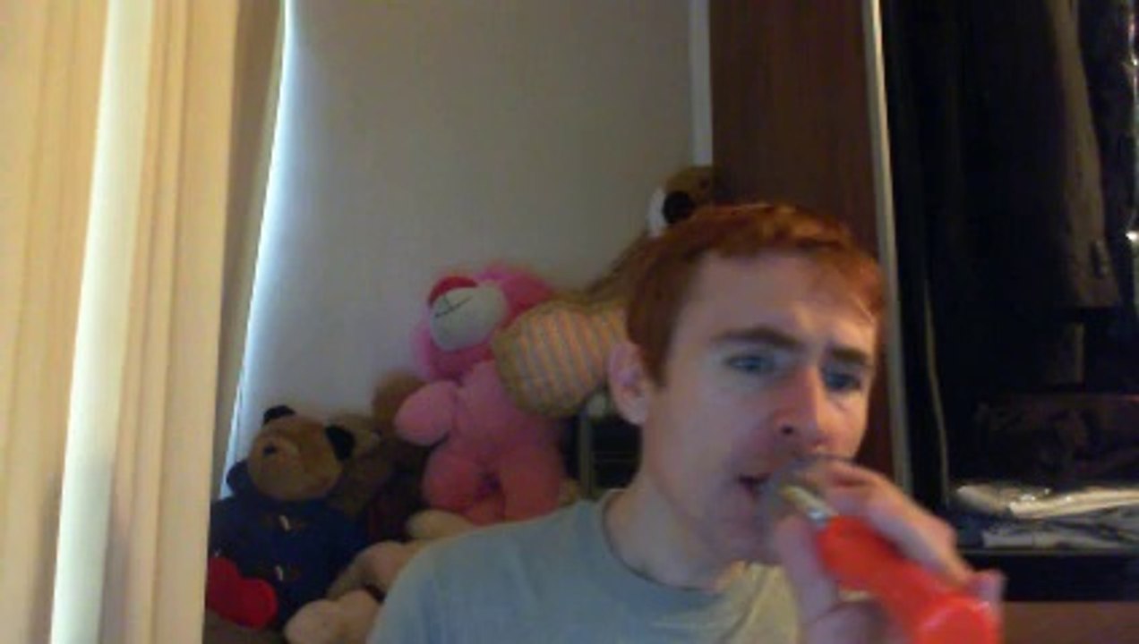 Wiwi égratigne "sur le fil" de Debout Sur Le Zinc