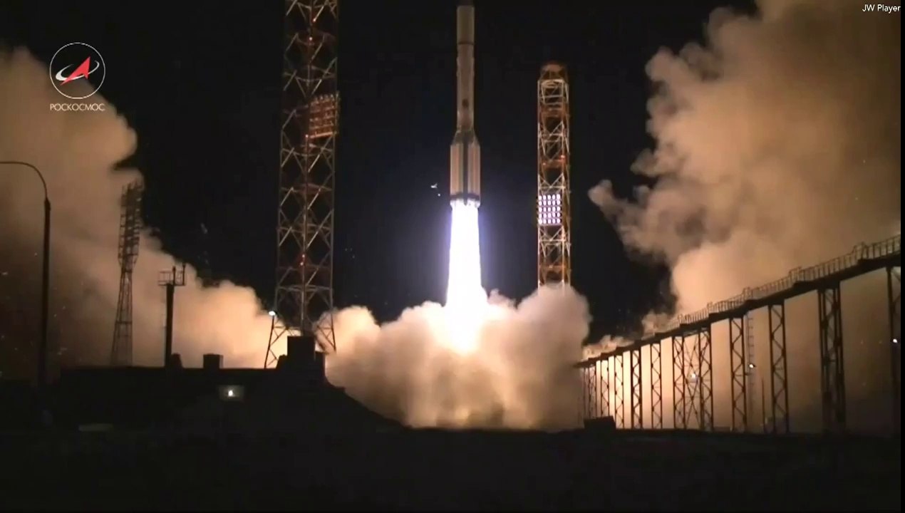 [Proton-M] Launch of Russian Proton-M Rocket with Ekspress-AM4R (Failure During Third Stage, Sat Lost)