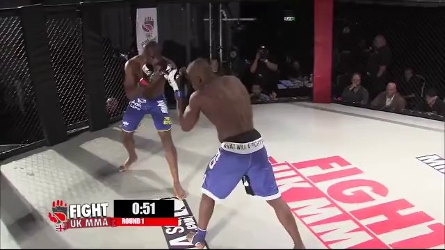 Dövüşçüleri Gölgede Bırakan Teknik!