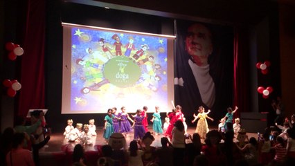 Miniklerimin Harika Hint Dansı