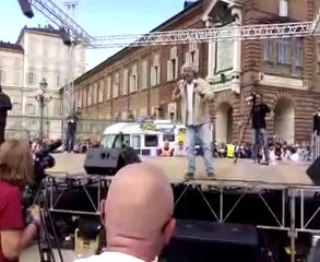 Beppe Grillo #vinciamo noi - TORINO 17 MAGGIO 2014