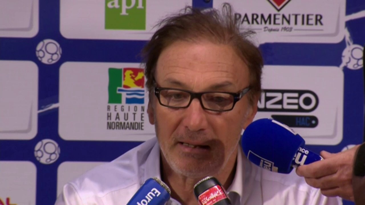 Conférence de presse Havre AC - AC Arles Avignon (2-1) : Erick MOMBAERTS (HAC) - Franck  DUMAS (ACA) - 2013/2014