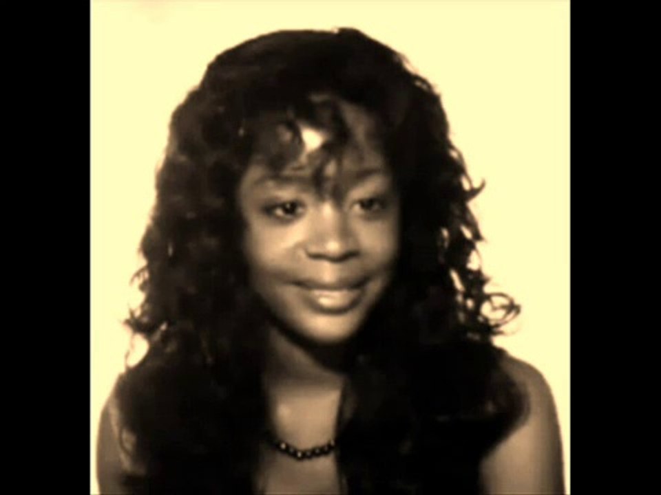 Lhisa Lip Sync's A Tune