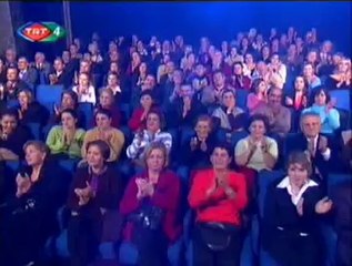 Ömür GÖKSEL-Sevemem Artık (Sana Bağlandım Yollara Düştüm)