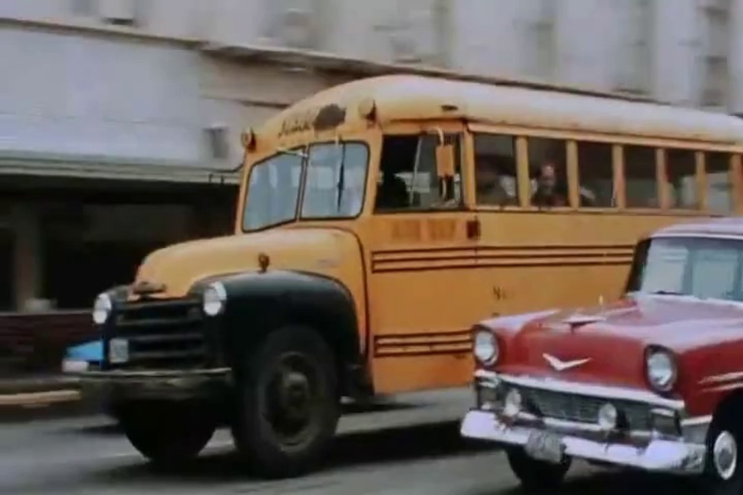 One Flew Over the Cuckoos Nest - Movie Trailer