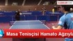 Masa Tenisçisi Hamato Ağzıyla Raket Tutup Tenis Oynuyor