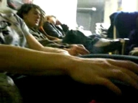 Aïe, mes doigts d'pieds!