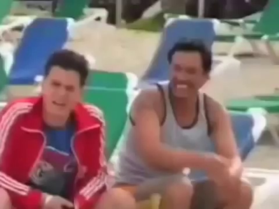 Bu nasıl yarışma.İlginç yarışma,erkeklerin organına dokunarak sevgilisini bulmaya çalışıyor...