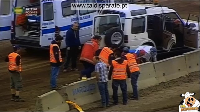 Piloto atropela comissário na Super Especial Grupo Marques - Sata Rallye Açores 2014