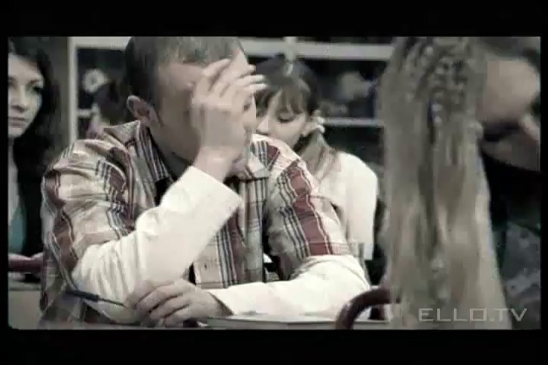 Като Кубчето на Рубик Реди Красавица - Учителка по Химия