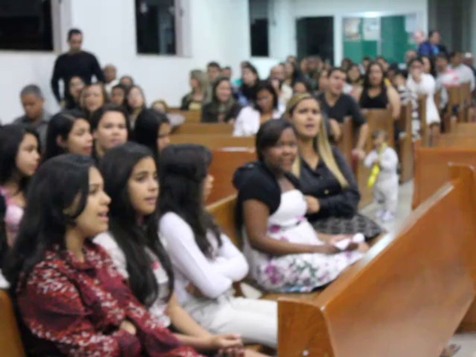 Blog do Silas - Pastor Enéias no louvor congregacional na AD do Olaria.
