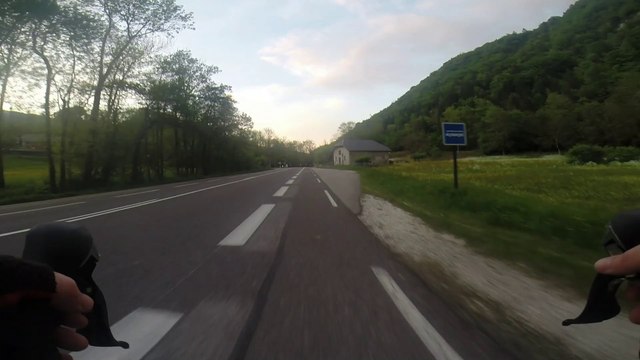 DESCENTE VELO COL DE COUZ VERS CHAMBERY