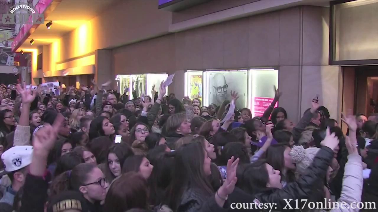 Michael Jackson Hologram Performance At Billboard Music Awards 2014 - BBMAs 2014 (Review)