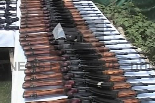 Dunya News - FC seizes explosives, heavy weapons from truck in Quetta