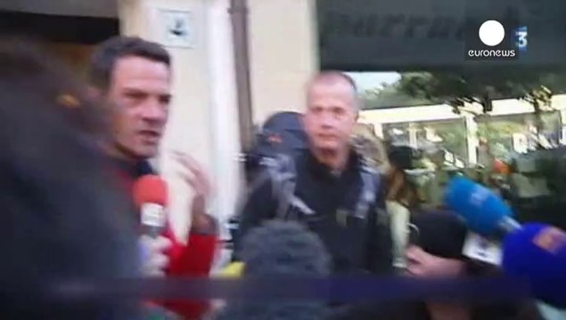 Convicted rogue trader Kerviel starts jail term in France