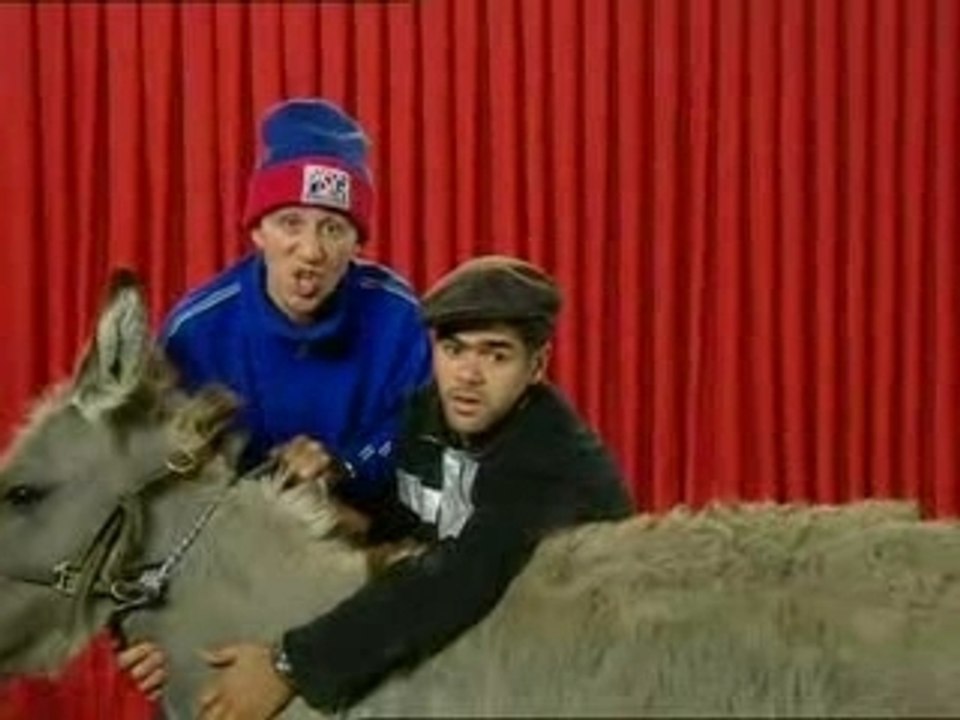 Humour - Jamel Debbouzejumper (clip)