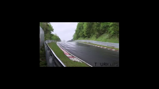 Audi TTS 2015 : ses premiers tours de roues sur le Nürburgring (vidéo)