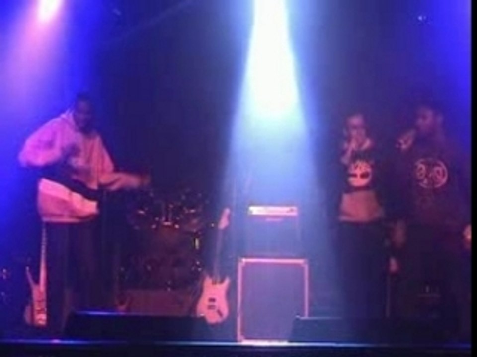 95.11Distreect live - Code meurtre