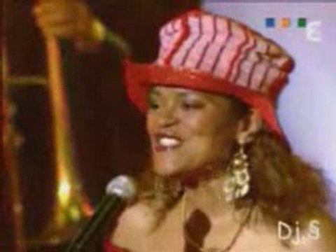 KASSAV' - Zouk la sé sel médikamen nou ni (live)