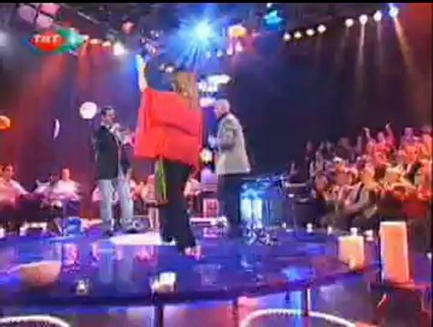 Özlem ÖZDEMİR-Sevda Olmasaydı Da Gönüle Dolmasaydı (Nar Danesi)