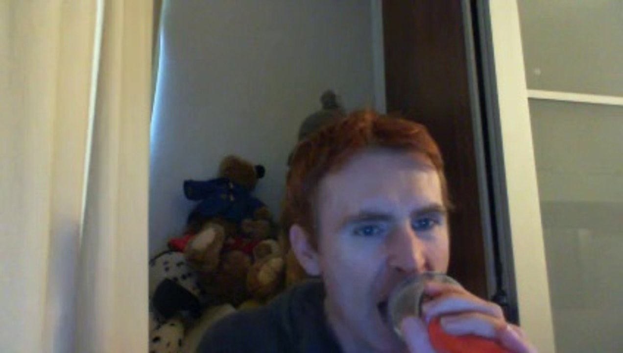 Wiwi égratigne "c'mon let me ride" de Skylar Grey & Eminem