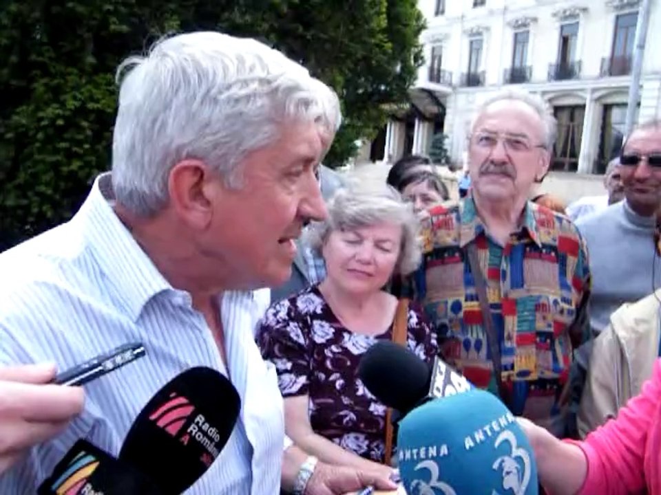 MIRCEA DIACONU La Iasi in istoricul sau drum: OCOLUL ROMÂNIEI ÎN 23 DE ZILE