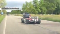 Real F1 car driving in traffic !