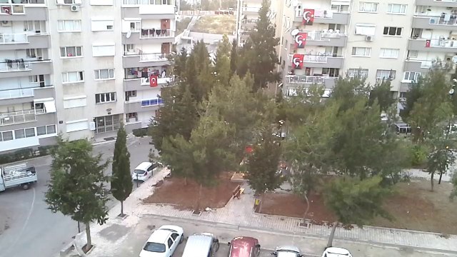 Buca, 1256. Sokak, 19 Mayıs 2014 Pazartesi, 19.20