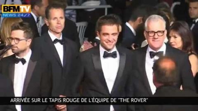Zapping de Cannes – Robert Pattinson tourne « beaucoup de scènes de sexe », Nabilla fait un selfie sur le tapis rouge