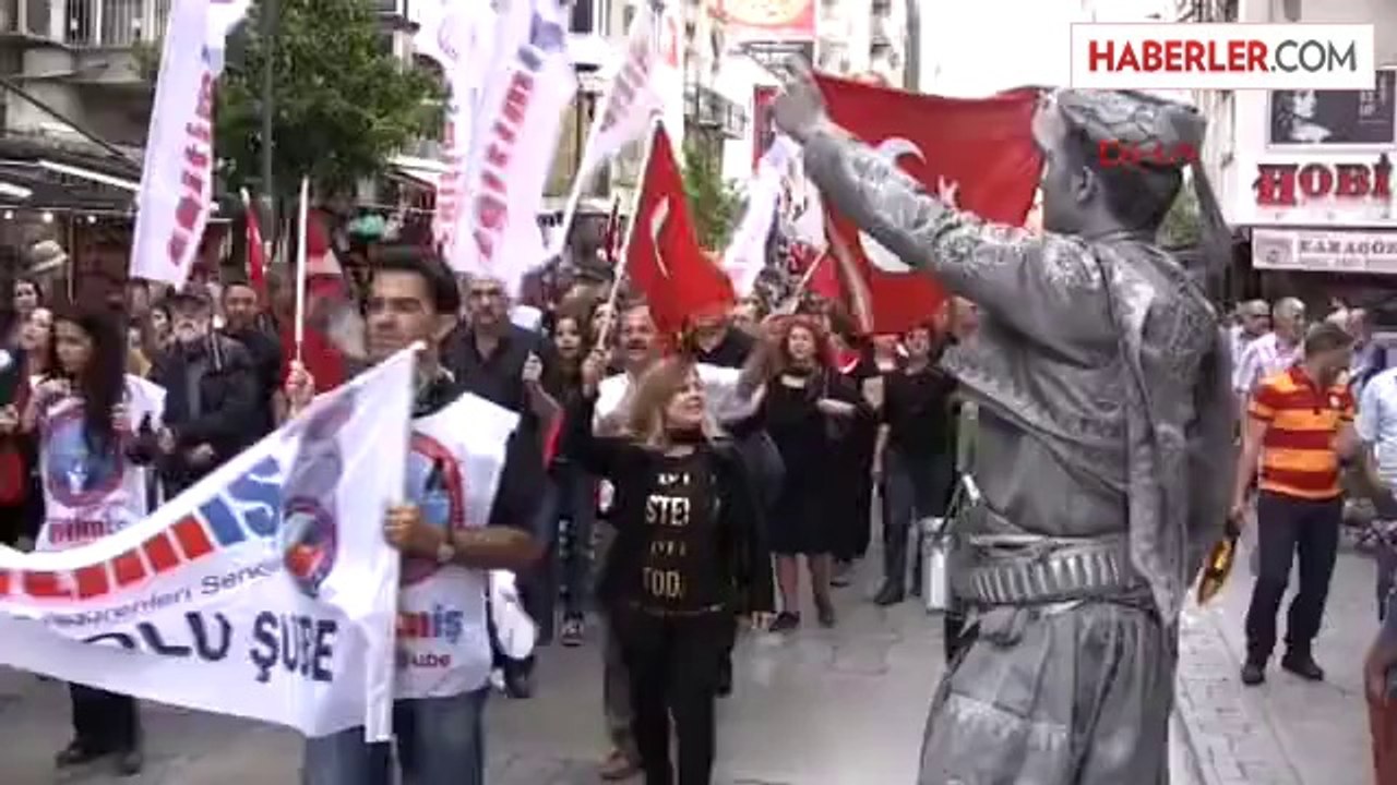Alternatif 19 Mayıs Kutlamasında Soma Protestosu