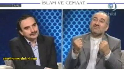 Cemaatçi olmak, cemaatin sineği olmaktır.