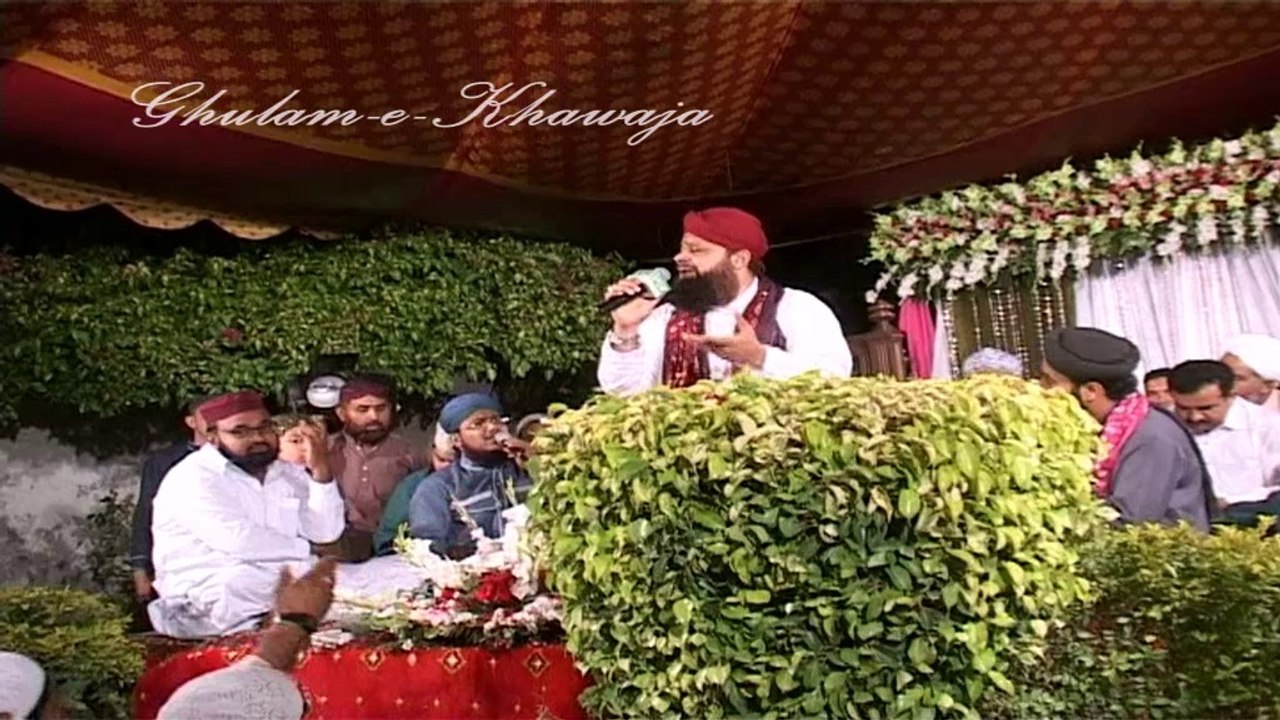 A Maida Dhola.Owais Raza Qadri Sb.