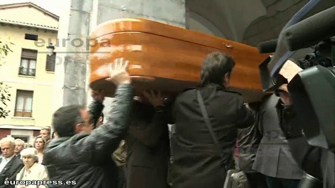 Funeral por la madre de Otegi