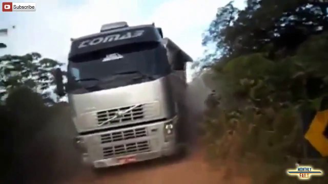 Les plus gros Fails et crashs de camion - compilation de fou!