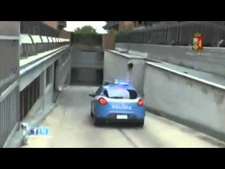 Roma - Maxideposito di marijuana in un box auto di Fiumicino (19.05.14)