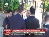 Başbakan Erdoğan İstanbulda Vatandaşla Sohbet Etti. İstanbulda Anne-Babasının Mezarlarını Ziyaret Etti