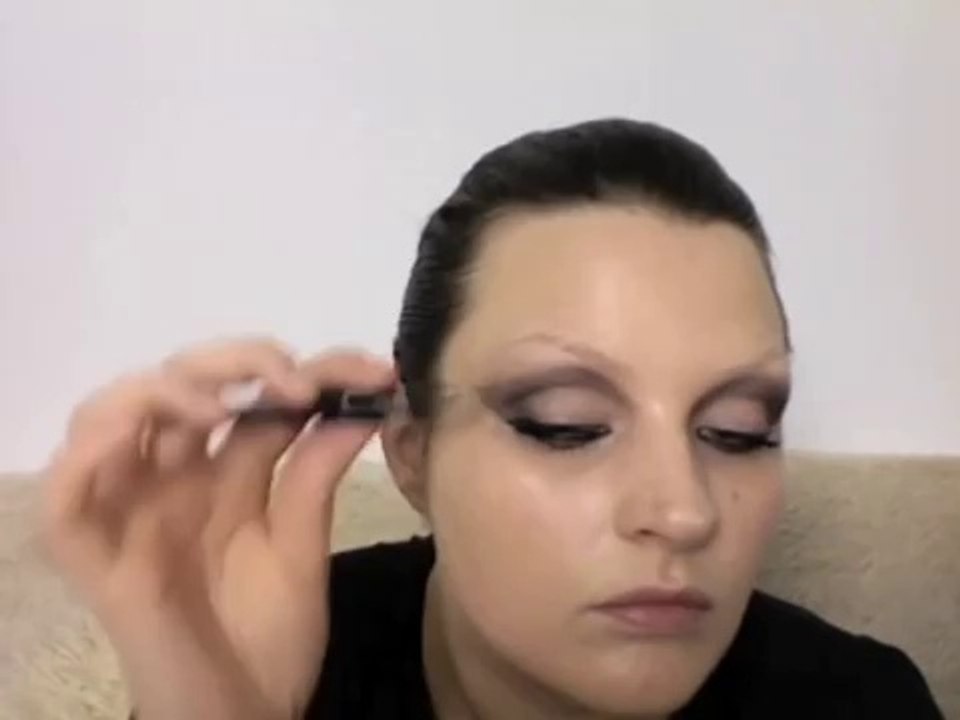 SUPERMODEL DARIA MAKE-UP TUTORIAL