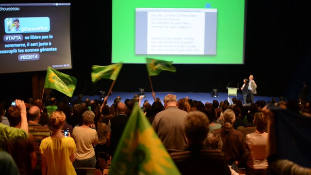 Cecile Duflot et Daniel Cohn Bendit , l'hymne à la joie #2