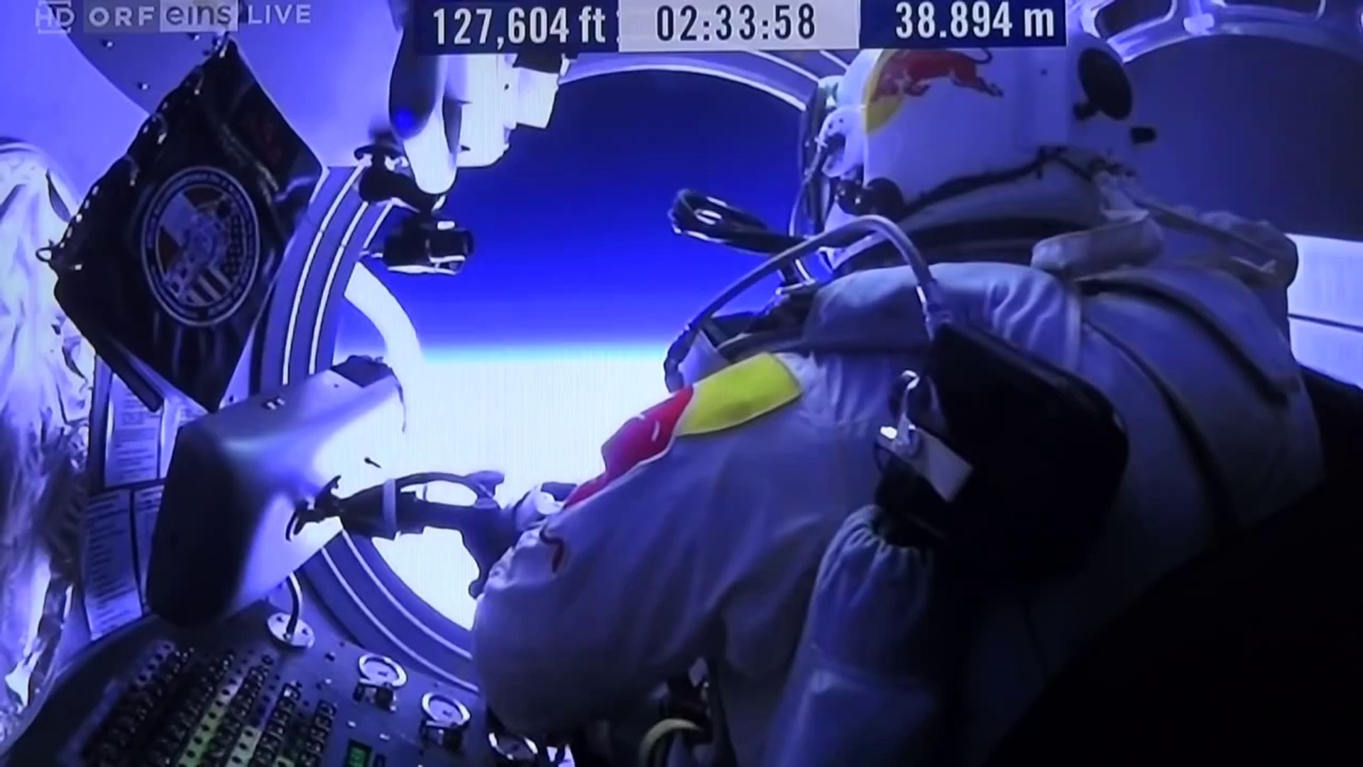 Red Bull Stratos Felix Baumgartner Freefall From The Edge Of Space Full Jump Hd Video Dailymotion