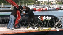 Sodebo Voile - Thomas Coville : Mâtage matinal, à Lorient, de Sodebo Ultim'