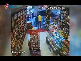 Polisten esnafa meydan dayağı