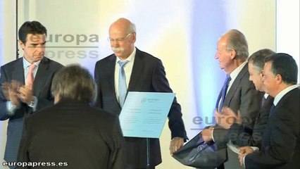 Daimler alaba las reformas del gobierno español