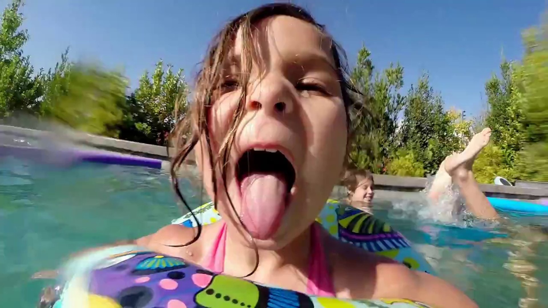 GoPro Pool Party - Vidéo Dailymotion