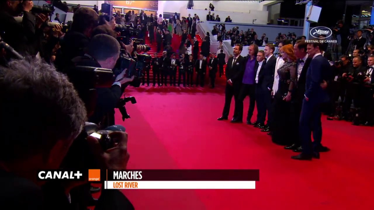 LOST RIVER - La montée des marches