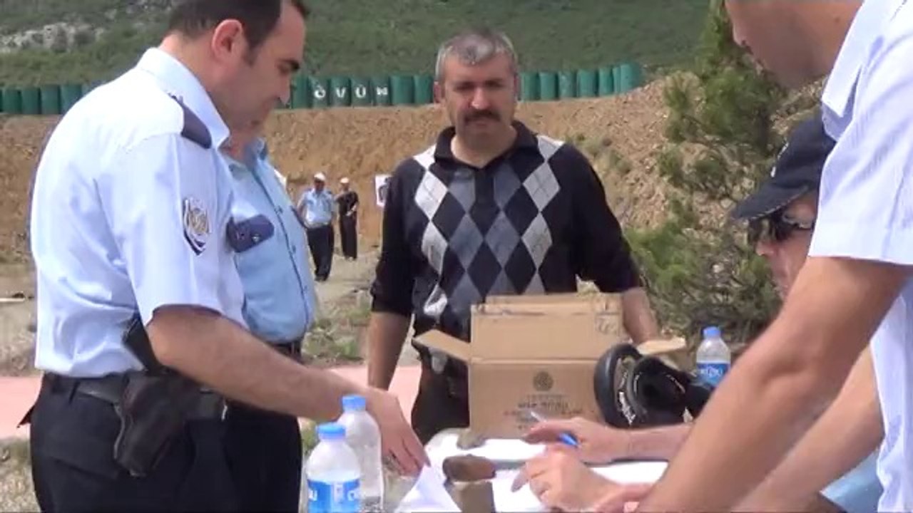 Seydişehir’de Polislerin eğitim atışı