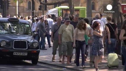 Download Video: European elections voting starts in Britain and the Netherlands